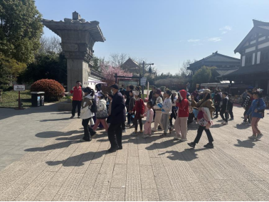 “‘項’我看齊·‘羽’你同行”——項王故里景區公司黨支部黨員先鋒在行動(圖3)
